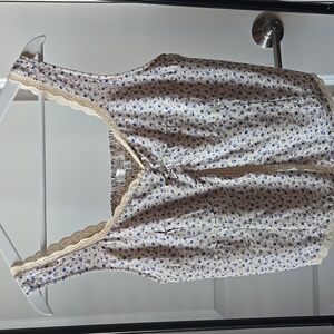 Floral Sleeveless Top with Lace Trim